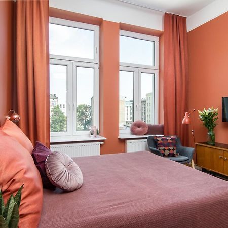 Barbacan Suites - Old Town Apartments - By Upstairs Kraków Exteriör bild