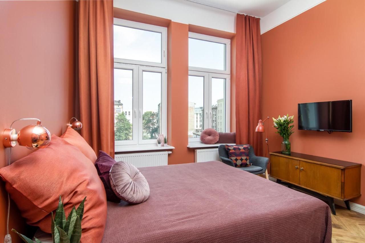 Barbacan Suites - Old Town Apartments - By Upstairs Kraków Exteriör bild